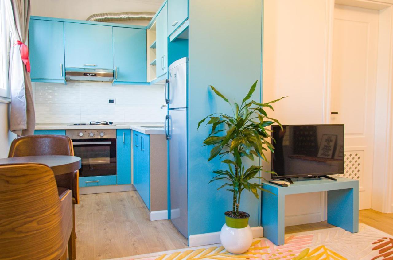 Bright Apartment Close To City Center Tirana Extérieur photo